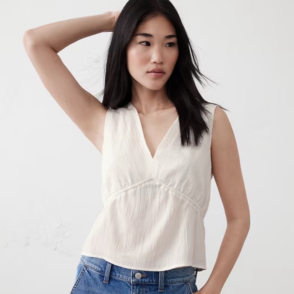 Banana Republic Cream V-Neck Blouse